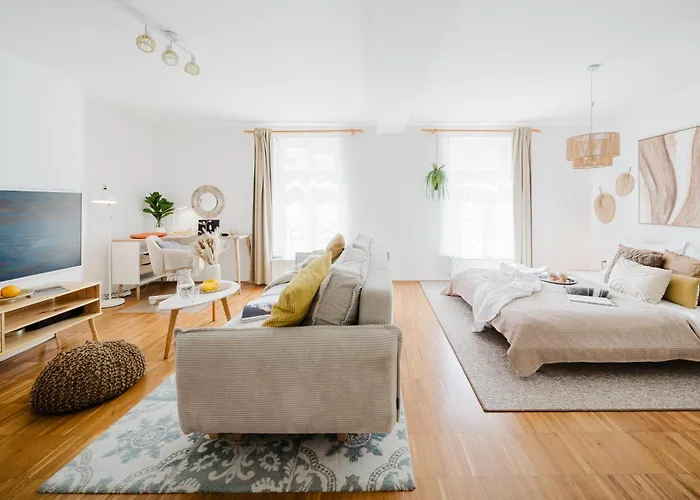 Days - With Workspace By Tv Tower In Zizkov *